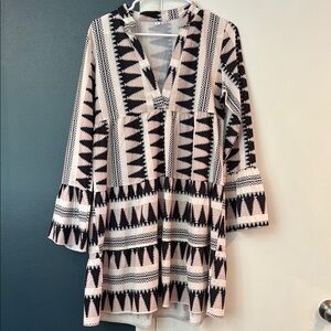 Black and White Geometric Pattern Dress